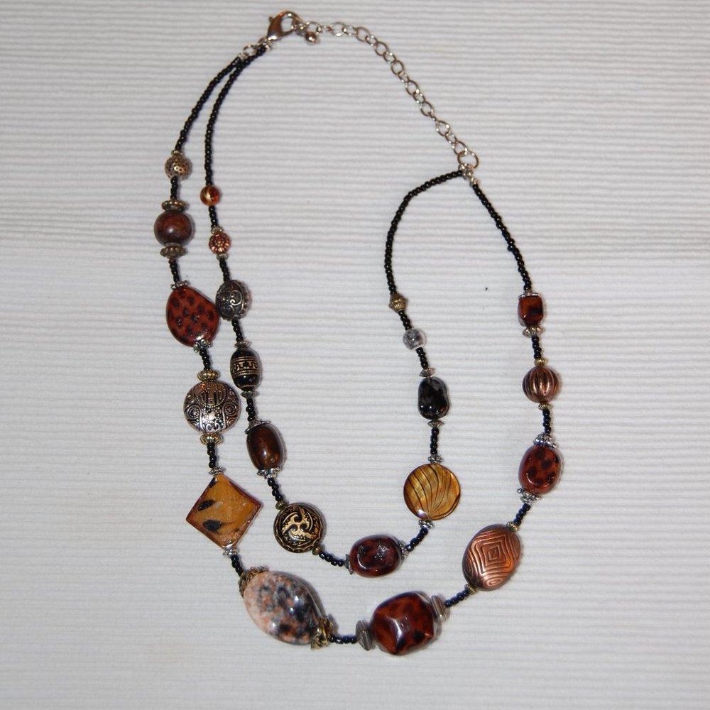 Beautiful Brown/Bronze Tone Beaded Necklace W/Other Earth Tones Double Strand